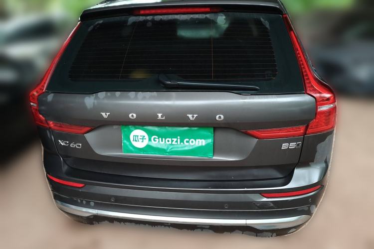 Used Volvo XC60 2022 B5 4x4 Zhiyi Luxury Edition
