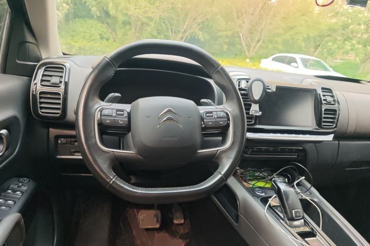 Used Citroen C5 AIRCROSS 2017 380THP Fashion Edition Steering Wheel