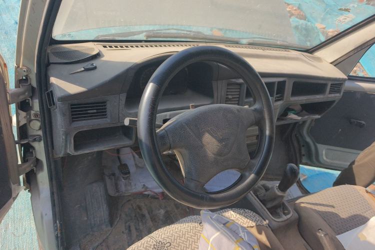 Used Wuling Zhiguang 2013 1.0L Practical Version