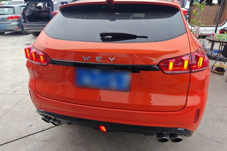 Used Wey VV5 2019 1.5T Two-Wheel-Drive Orange Edition Limited Model
