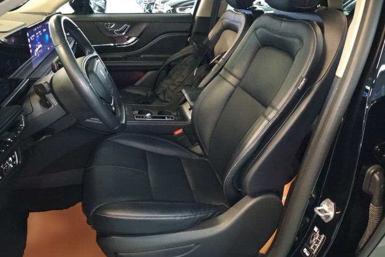 Used Lincoln Corsair 2024 1.5T Two-Wheel Drive Deluxe Hybrid Version Left Front Seat