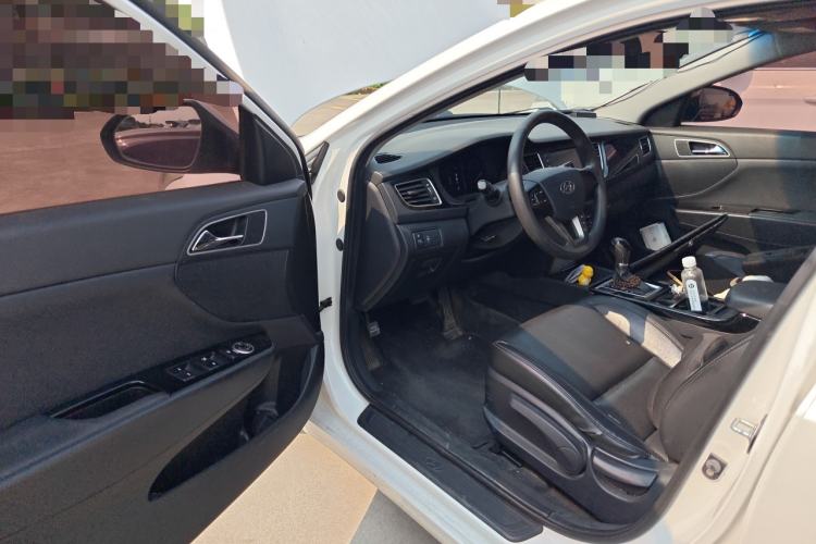 Used Hyundai Mistra 2016 1.8L Automatic Smart GLS Driver Seat