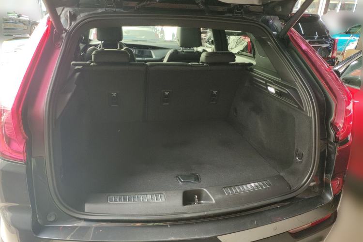 Used Cadillac XT4 2018 28T Two-Wheel Drive Leading Version
