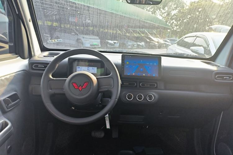 Used Wuling Zhiguang New Energy 2025 Comfort Model