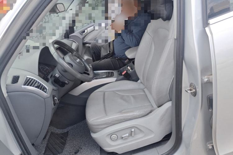 Used Audi Q5 2013 40 TFSI Technology Edition Left Front Seat