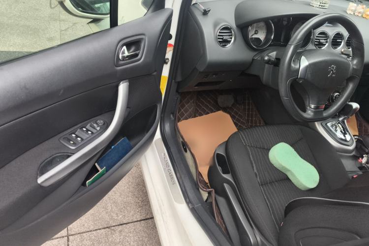 Used Peugeot 408 2013 2.0L Automatic Luxury Edition Driver Seat