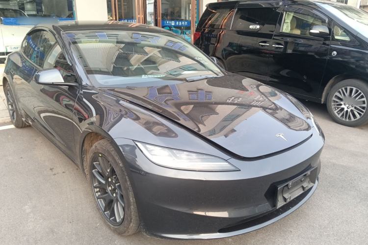 Used Tesla Model 3 2023 Rear-Wheel-Drive Version

