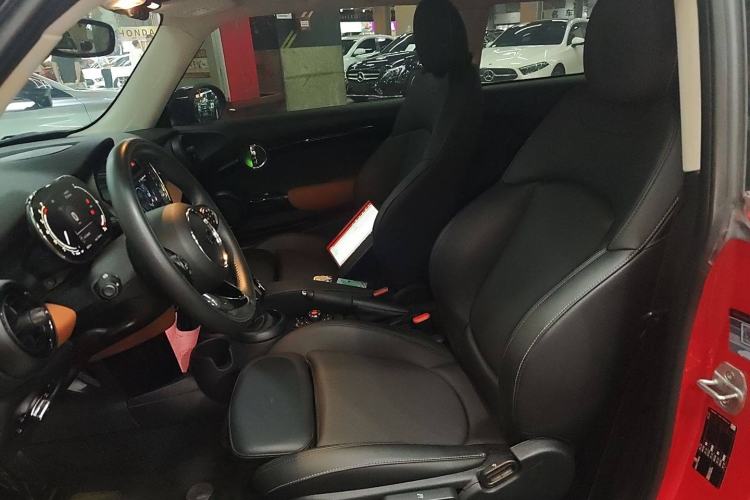 Used MINI MINI 2021 1.5T COOPER Classic Edition