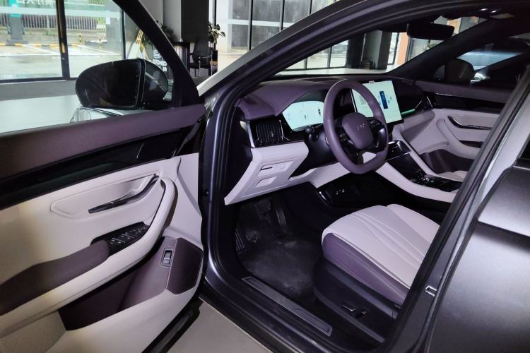 Used BYD Song PLUS New Energy 2025 EV Smart Drive Edition 605km Flagship Model Driver Seat