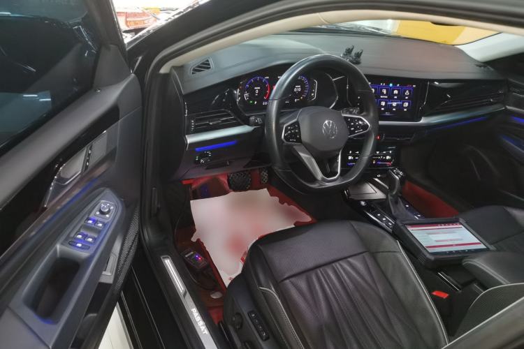 Used Volkswagen Passat 2023 330TSI Prestige Edition