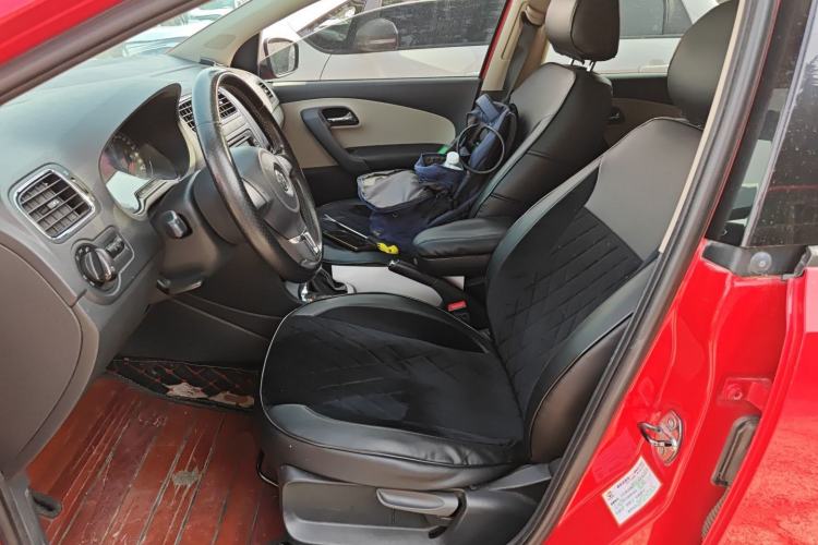 Used Volkswagen Polo 2012 1.6L Cross Polo Automatic Transmission