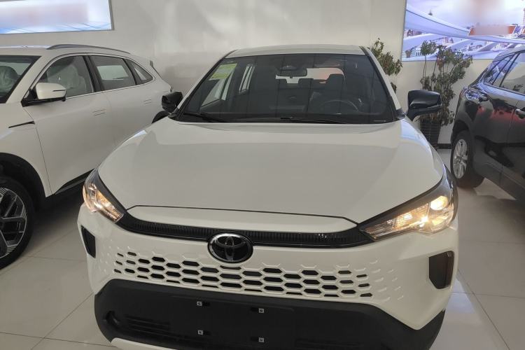 Used Toyota Corolla Cross 2026 Model 2.0L Pioneer Edition
