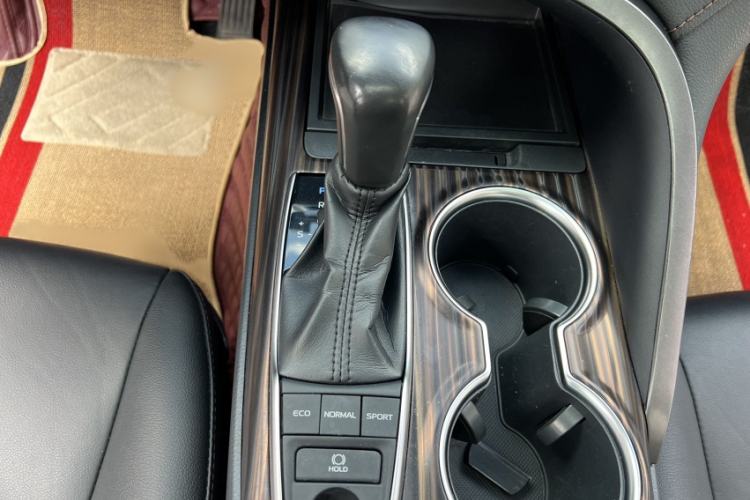 Used Toyota Camry 2019 2.5G Luxury Edition China VI Standard
