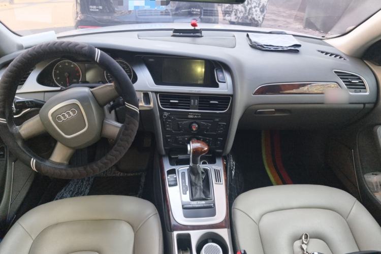 Used Audi A4L 2011 2.0 TFSI Standard Model
