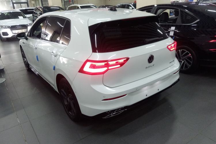 Used Volkswagen Golf 2021 280TSI DSG R-Line Exterior 2