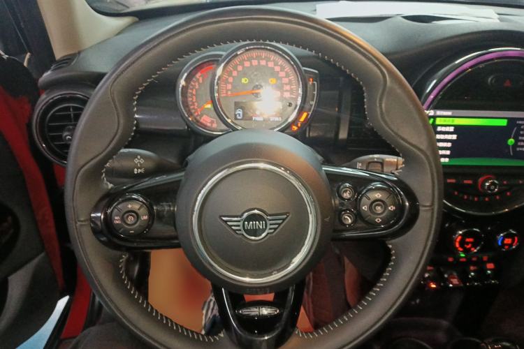 Used MINI MINI 2019 1.5T COOPER Artist Five-Door Edition
