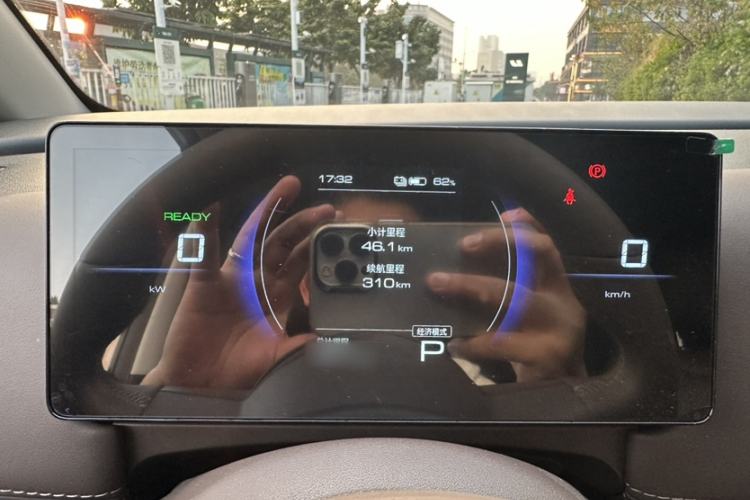 Used Wuling Starlight 730 2025 Model Pure Electric 500km Luxury Edition