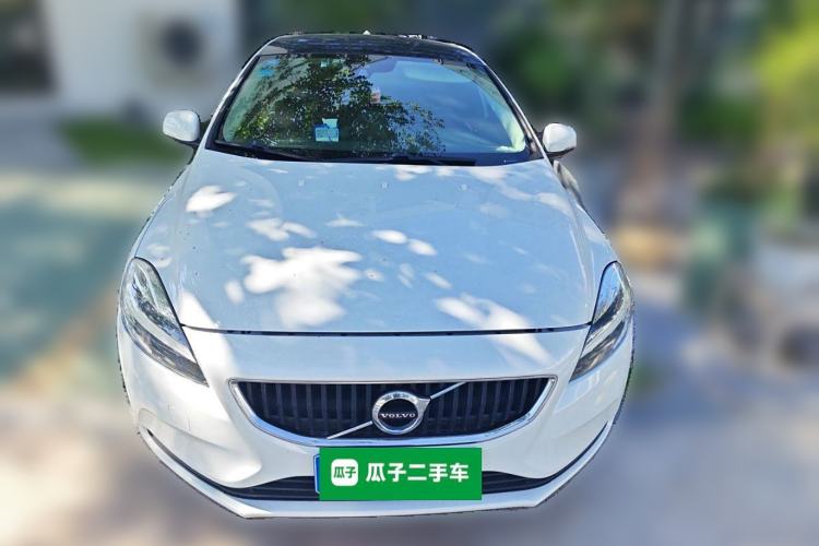 Used Volvo V40 2017 T3 Zhiyi Edition