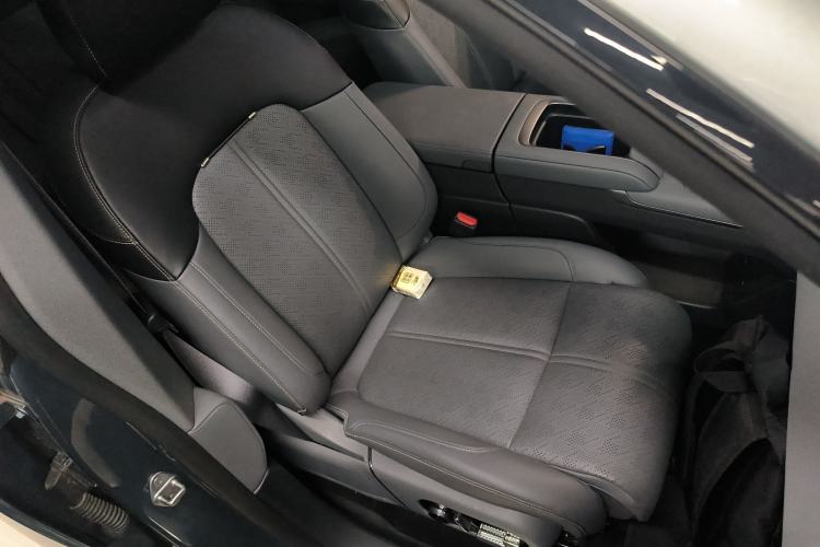 Used Zeekr 7X 2025 100kWh Long-Range All-Wheel Drive Intelligent Driving Version