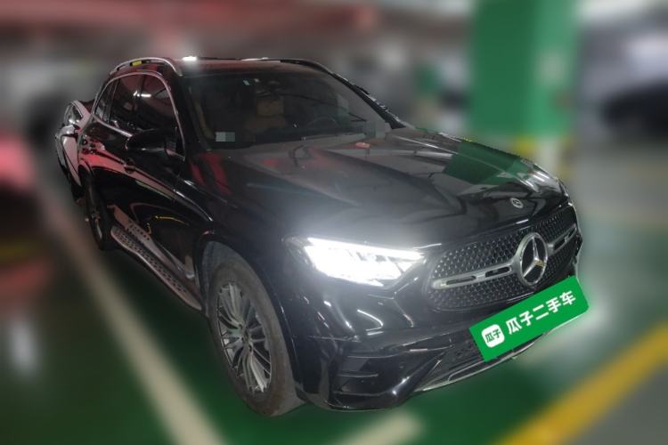 Used Mercedes-Benz GLC 2023 Refreshed GLC 300 L 4MATIC Dynamic Version 7-Seater Exterior 2