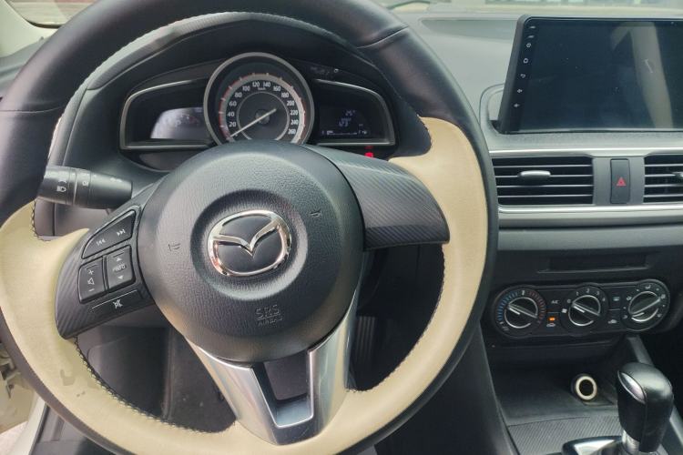 Used Mazda 3 Axela 2014 Sedan 1.5L Automatic Comfort Model Steering Wheel