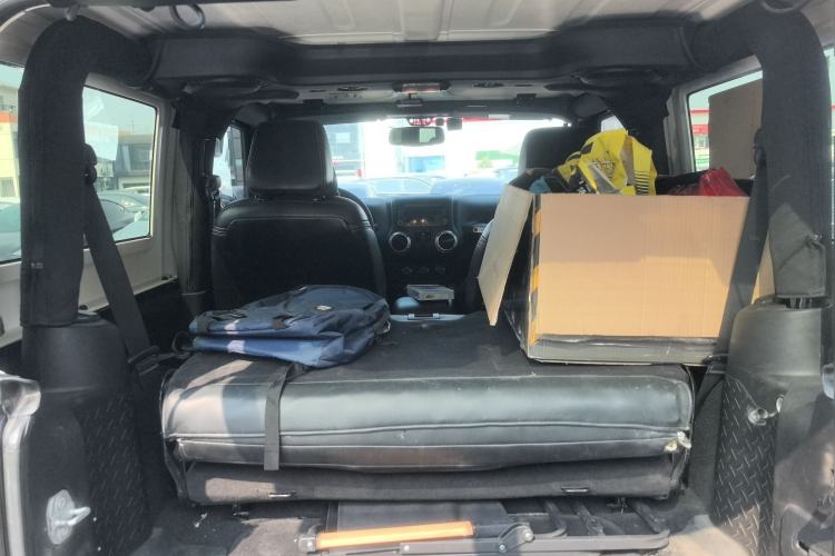 Used Jeep Wrangler 2015 3.6L Rubicon two-door model