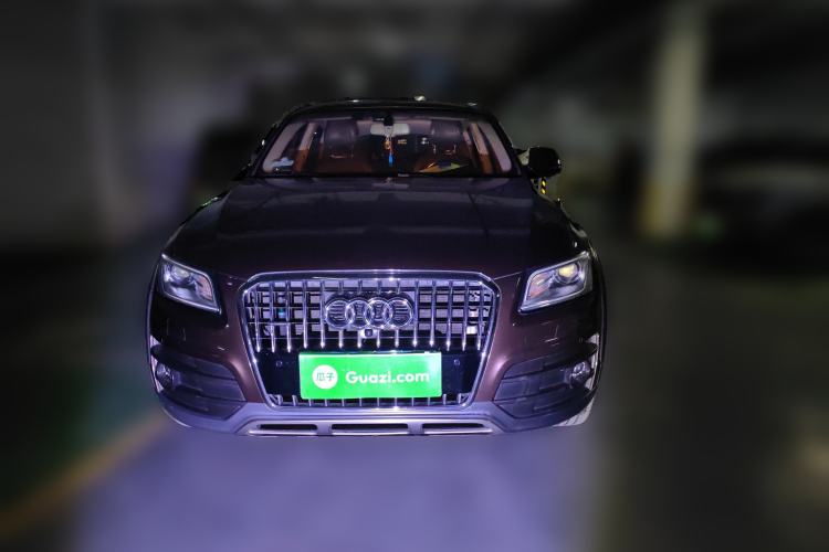 Used Audi Q5 2017 Plus 40 TFSI Technology Model