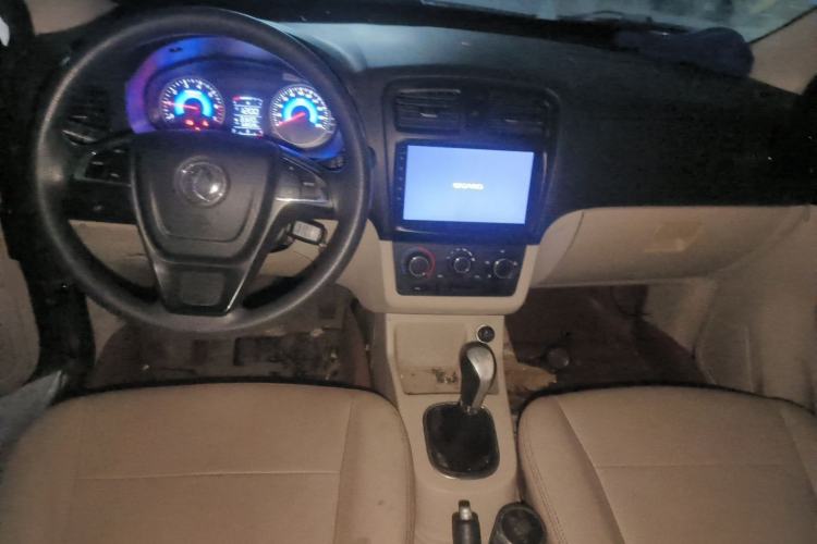 Used Dongfeng Fengon 370 2016 1.5L Manual Comfort 7-Seater