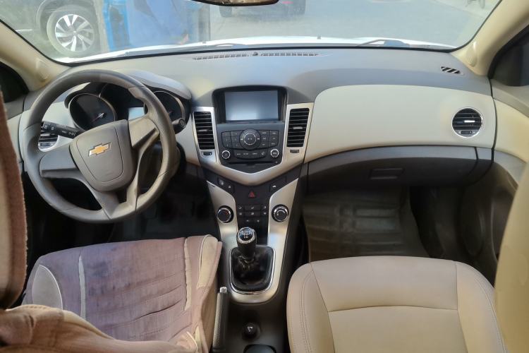 Used Chevrolet Cruze 2015 1.5L Classic SL MT