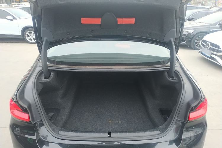 Used BMW 5 Series 2022 Restyled 525Li Luxury Package Trunk