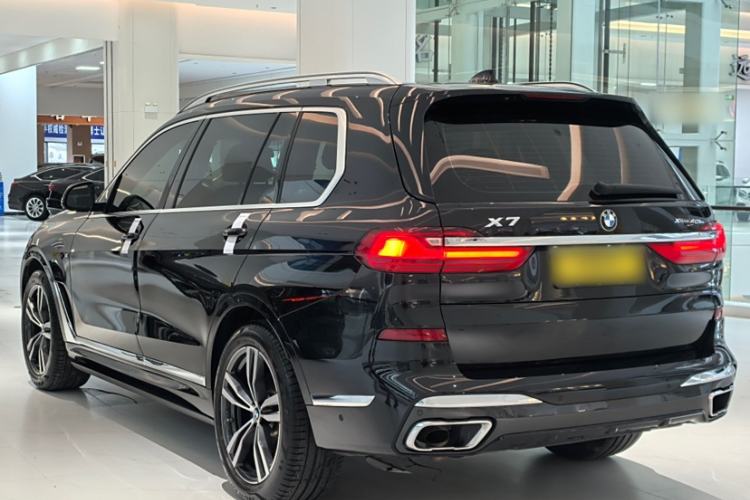 Used BMW X7 2021 xDrive40i Luxury M Sport Package