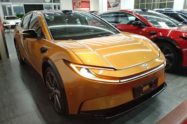 Used Toyota bZ5 2025 Model 550 PRO Smart Driving Edition
