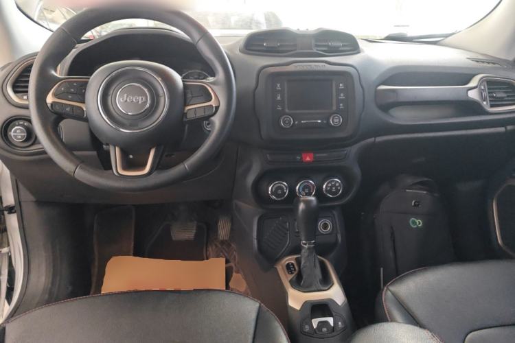 Used Jeep Renegade 2016 1.4T Automatic High-Energy Version
