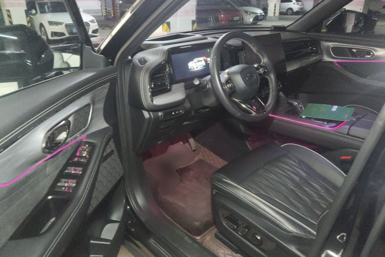 Used GAC Trumpchi GS8 2022 Dual-Engine Series 2.0TM Two-Wheel Drive Prestige Edition (7 Seats)
