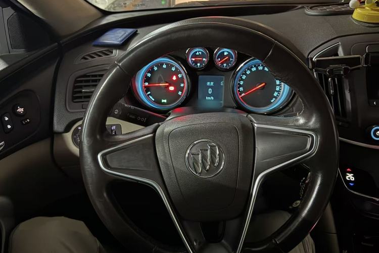 Used Buick Regal 2014 2.0L Leading Fashion Edition