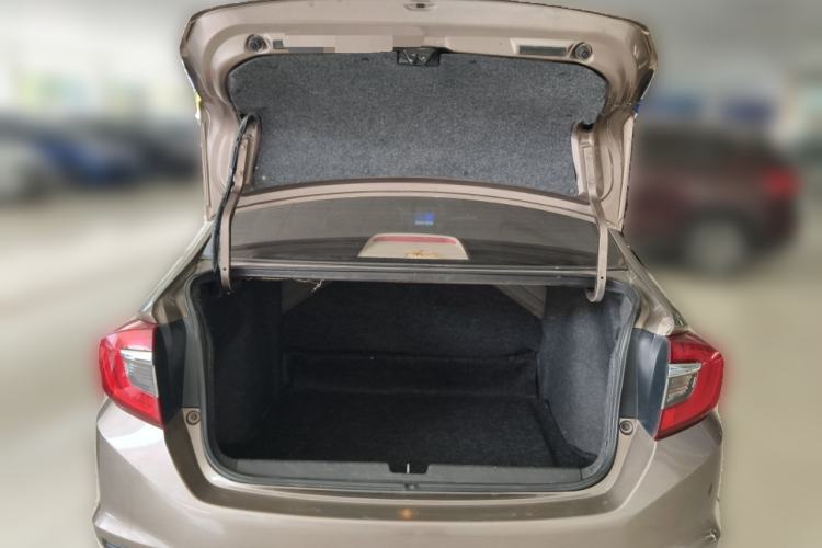 Used Honda Greiz 2016 1.5L CVT Comfort Version Trunk