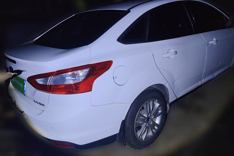 Used Ford Focus 2012 Sedan 1.6L Automatic Comfort Model