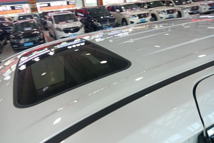 Used Toyota Granvia 2023 2.5L Hybrid Comfort Edition
