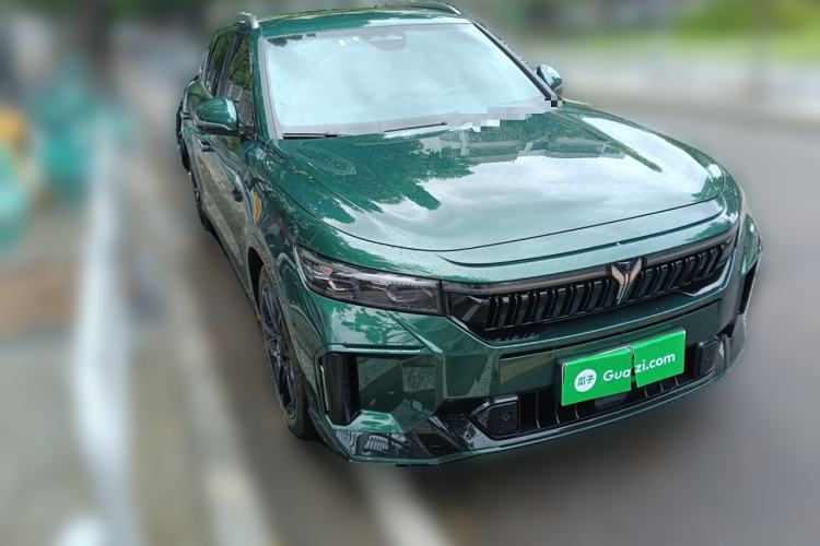 Used VOYAH FREE 2023 Four-Wheel Drive Extended-Range Model with Ultra-Long Range
