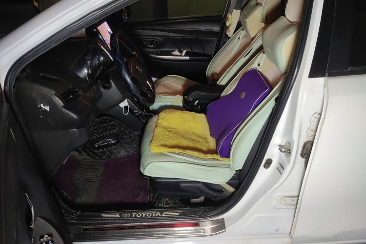 Used Toyota YARiS L Zhi Xuan 2015 1.5E Automatic Charm Edition