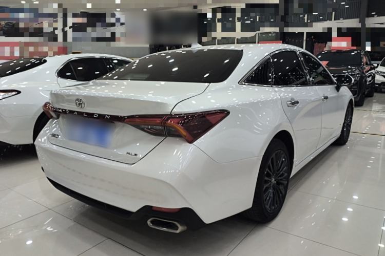 Used Toyota Avalon 2022 2.0L XLE Premium Edition Rear Right 45 Deg