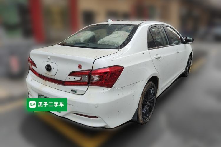 Used BYD Qin New Energy 2015 1.5T Dual-Crown Flagship Plus Edition Rear Right 45 Deg