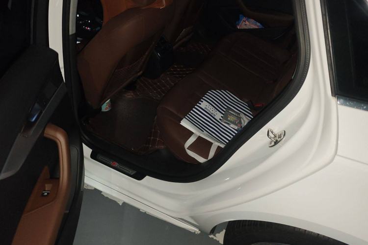 Used Audi A4L 2017 Plus 45 TFSI quattro Sport model
