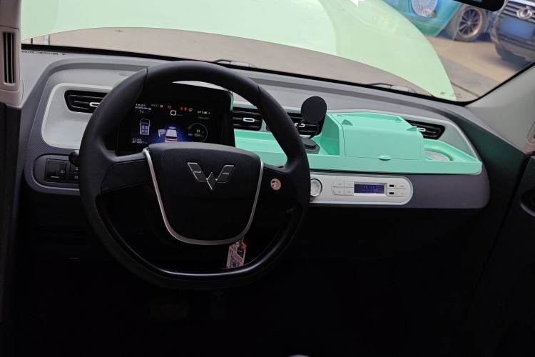 Used Wuling Hongguang MINIEV 2021 Macaron Premium Model – Lithium Iron Phosphate
