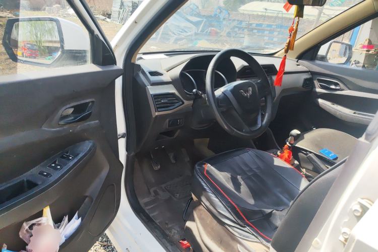 Used Wuling Hongguang 2019 1.5L S Standard Version China VI LAR