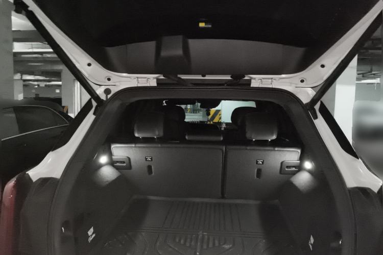 Used Cadillac XT5 2025 Model 2.0T Metropolitan Edition