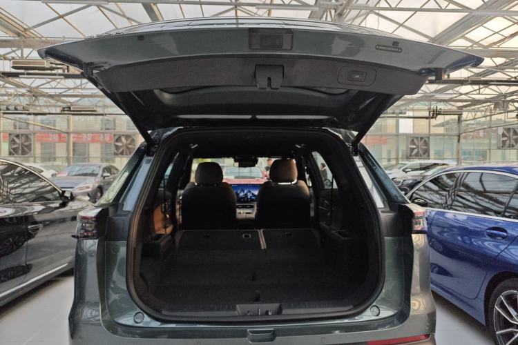 Used Chery Fengyun T8 2025 1.5T 130km Deluxe Version 5 Seats Trunk