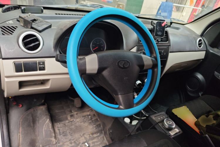 Used Ruichi EC35 2022 EC35 II Standard Edition 38.64 kWh Center Console