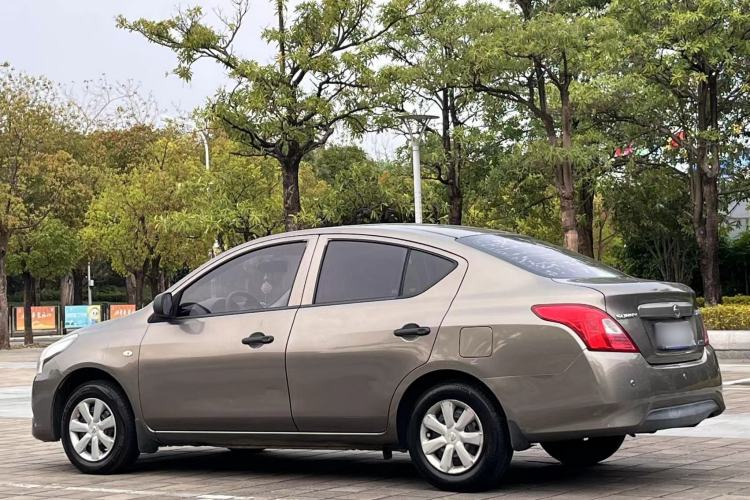 Used Nissan Sunny 2014 1.5XE CVT Elite Edition Exterior 4