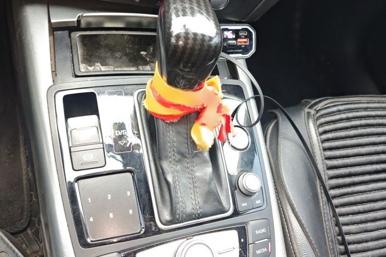 Used Audi A6L 2018 30th Anniversary Edition 35 TFSI Fashion Model
